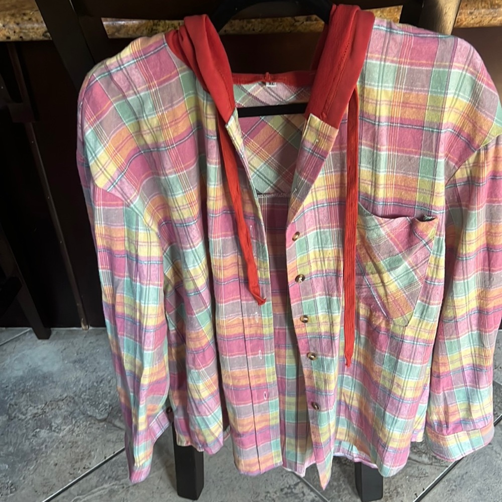 Amazon Flannel Plaid Tops Long Sleeve Plaid Blouse Hood Button Down-Size XL